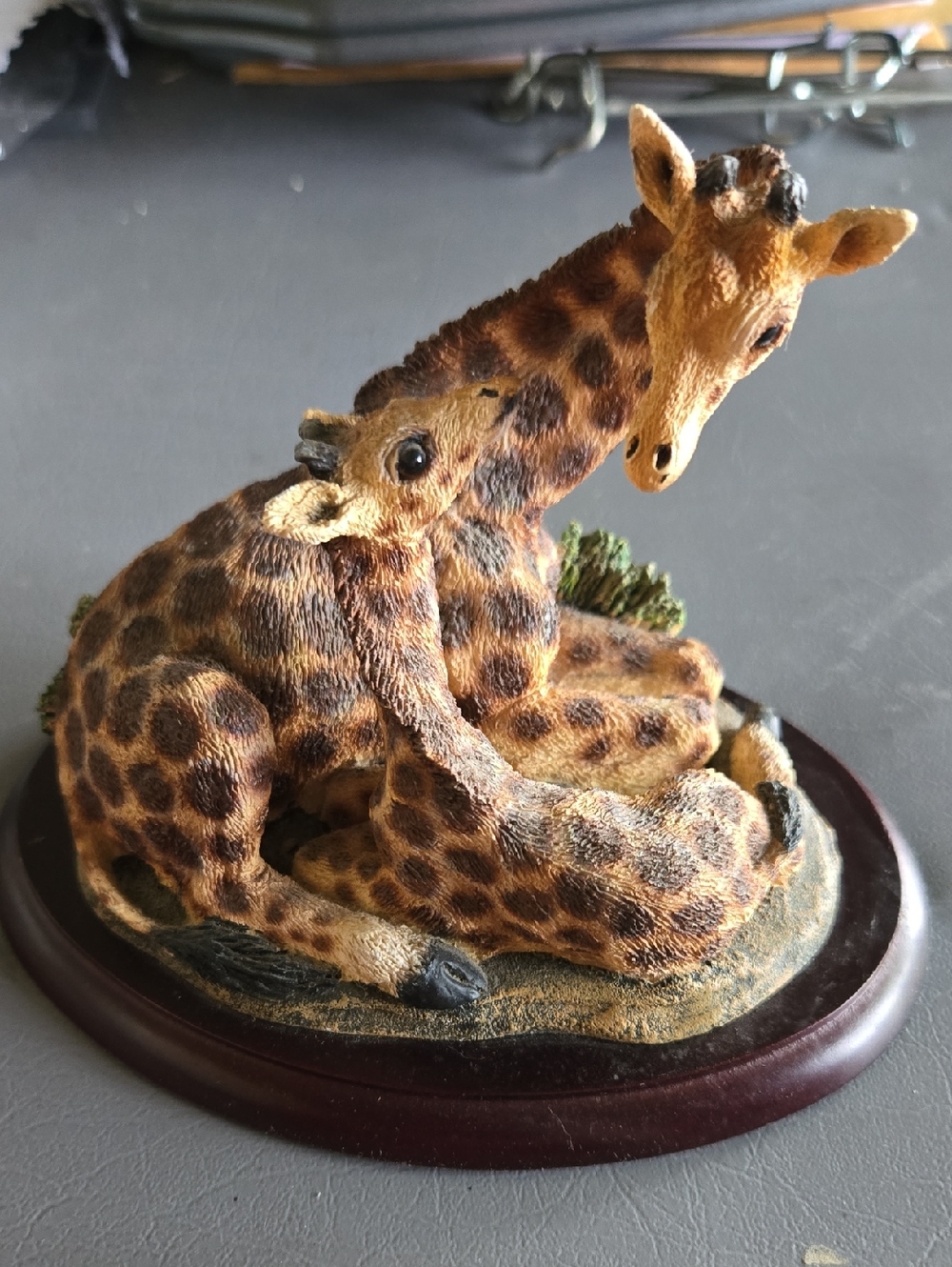 Brown Giraffe Mother and Calf Sculpture - Home Art Decor
